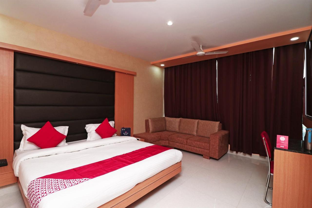 Capital O Hotel Sapphire Inn Gorakhpur Exterior foto